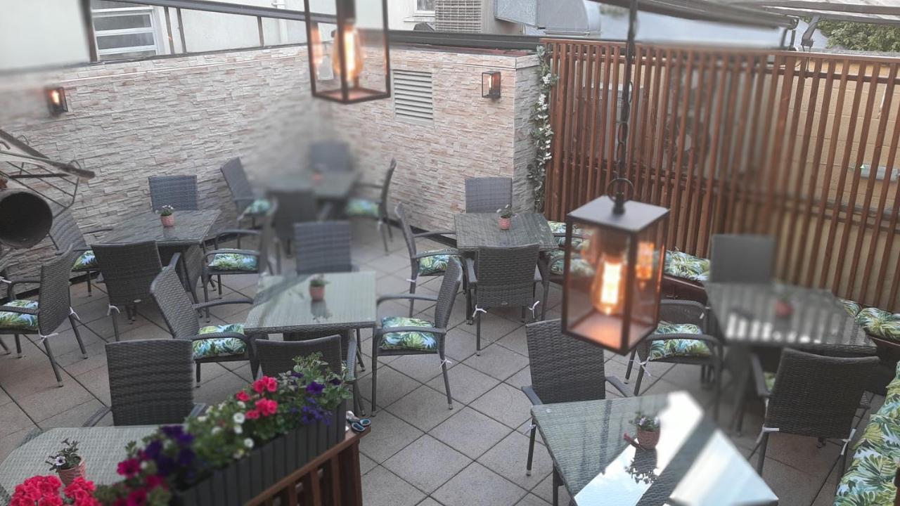 The 'Rafter'S Gastropub Hotel Kilkenny Bagian luar foto